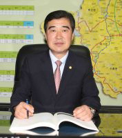 성주군의회 이성재 의장 ‘대통령상’ 수상
