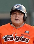 한화 김태균, 4년 연속 15억원 ‘연봉 킹’