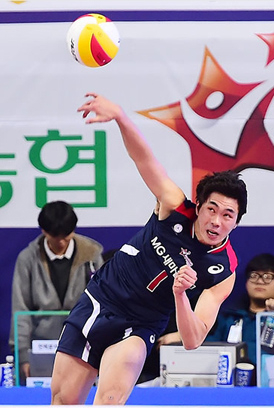 전광인-폴리, V리그 올스타전 최고의 별…MVP 등극