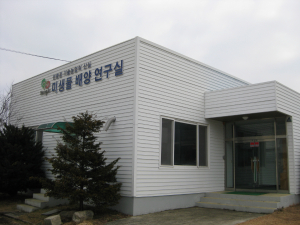 EM배양액 양돈·양계농가 무상 공급 ‘큰 호응’
