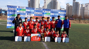 포철동초, 3년 연속 금석배 축구대회 우승