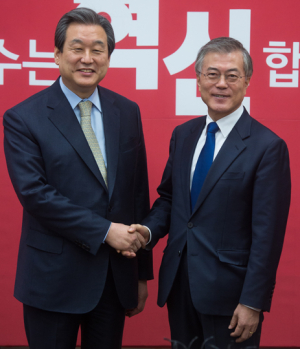 김무성-문재인, 여야 대표 첫 상견례
