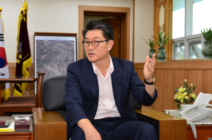 <특집> 시민과 쌍방향 소통 ‘힐링중심 행복영주’ 구현